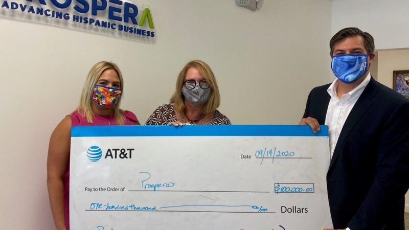 AT&T dona $100,000 para apoyar a los empresarios del sur de Florida