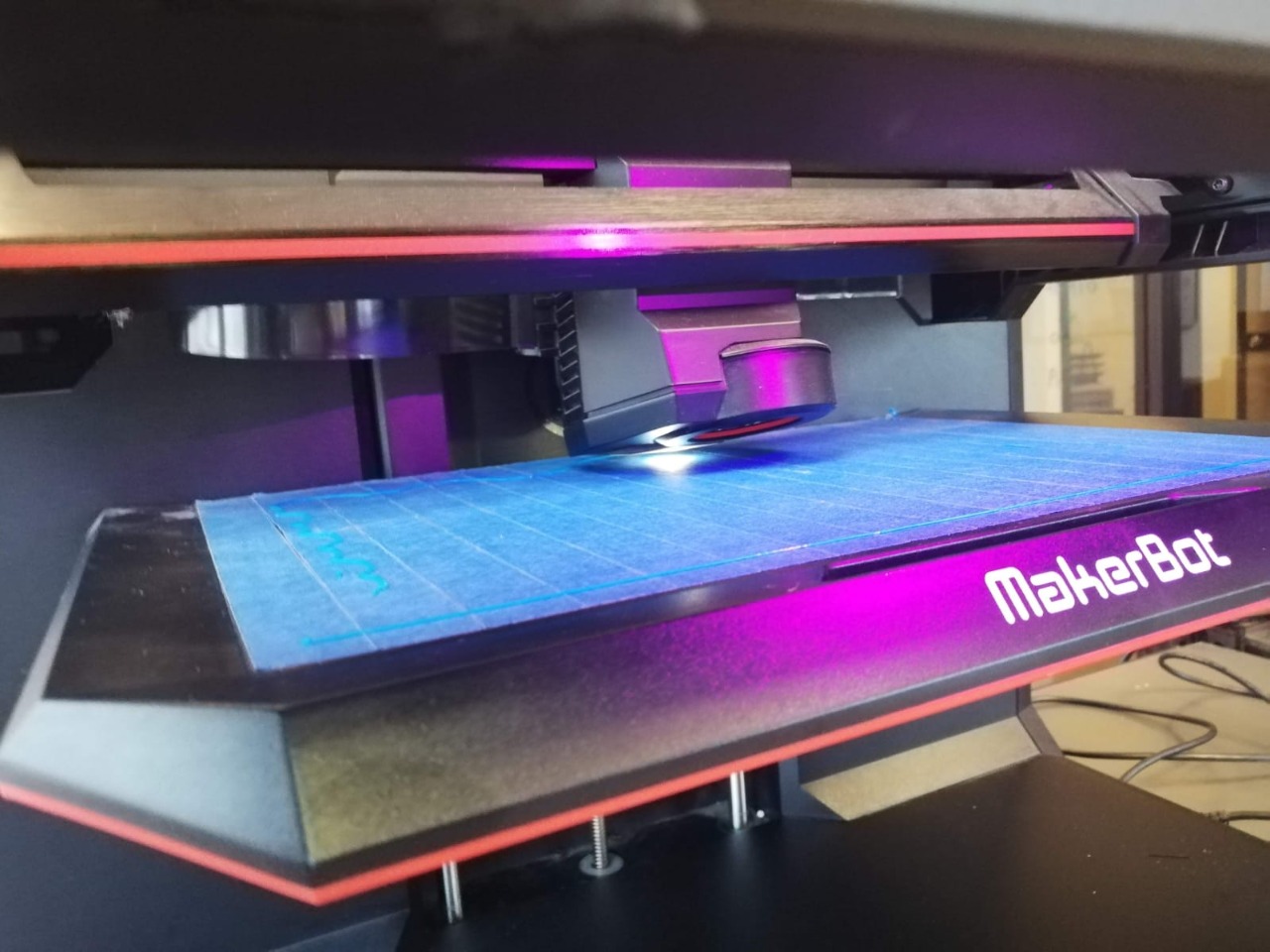MakerBot y La Escudería Electratón Borregos CCM