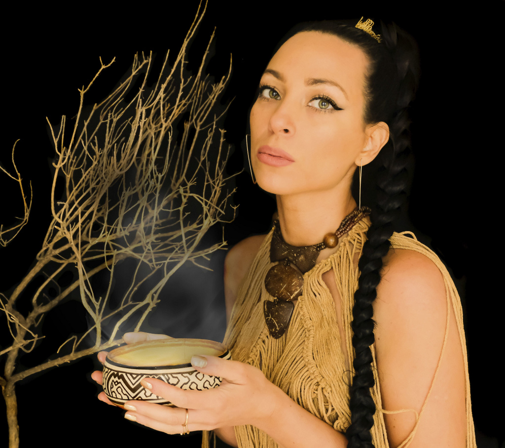 Cinthia Mendes presenta su primer single “Eleva” (Aire)