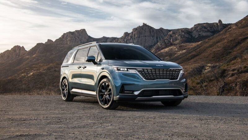 Kia lanza una campaña de marketing totalmente nueva para una categoría de vehículo totalmente nueva: el Carnival MVP