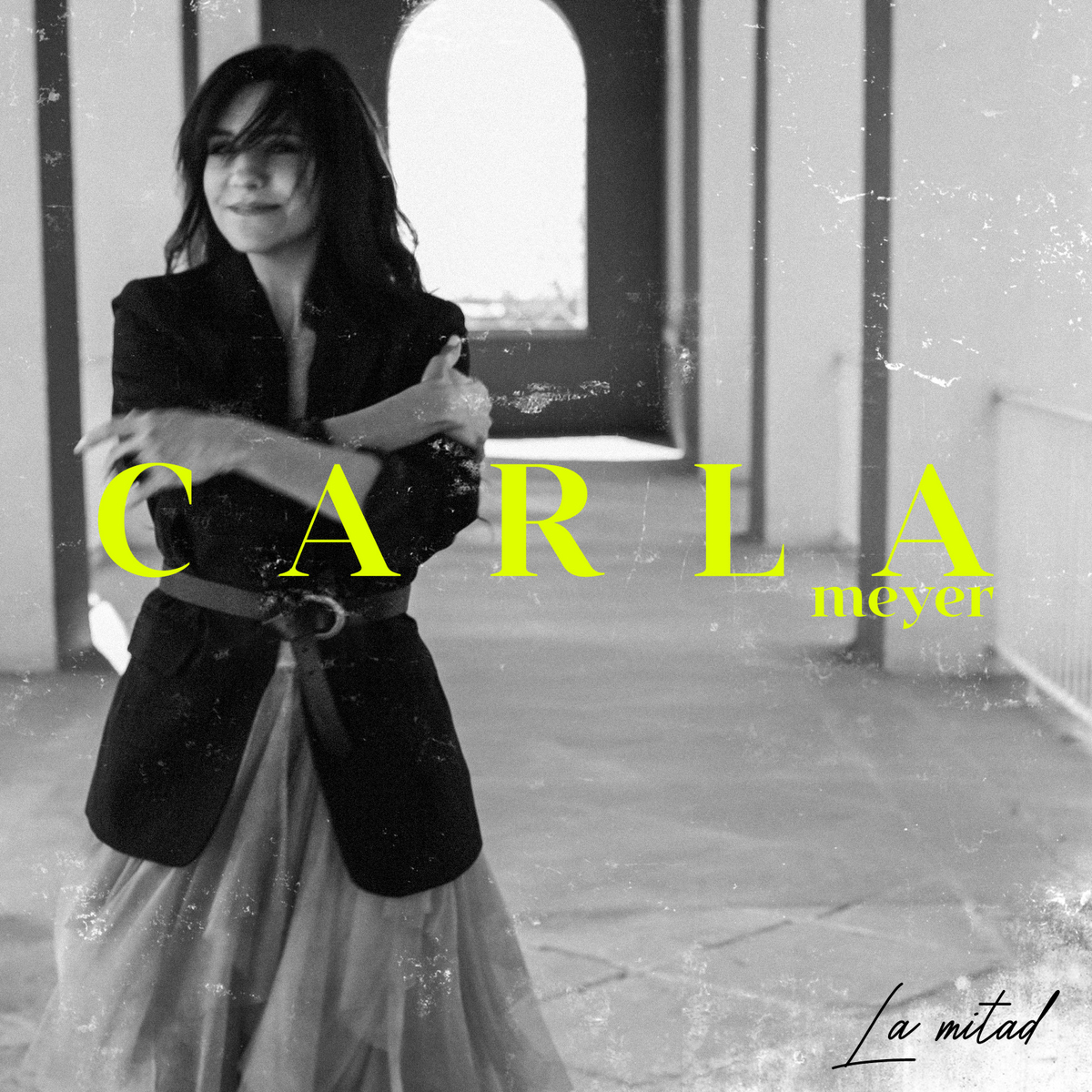 Carla Meyer presenta su nuevo single “La mitad”