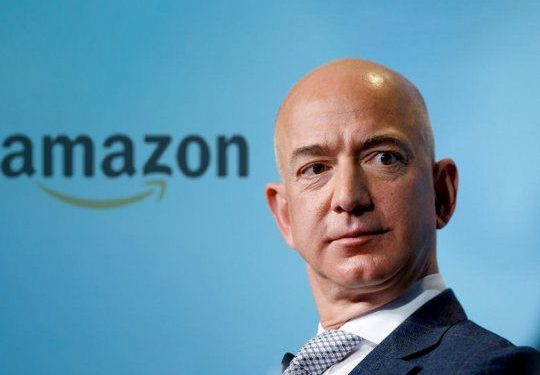 ¡Desbancado! Jeff Bezos ya no es la persona más rica del mundo