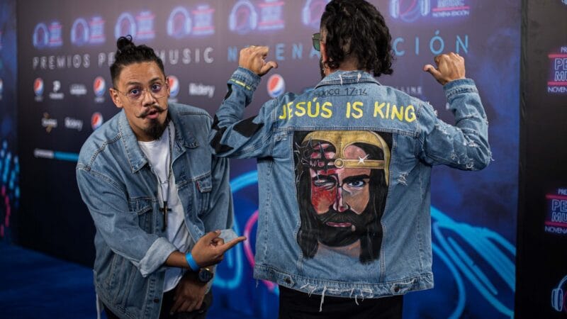 Jesucristo caminó la alfombra azul de los Pepsi Music con “JahazielBand”