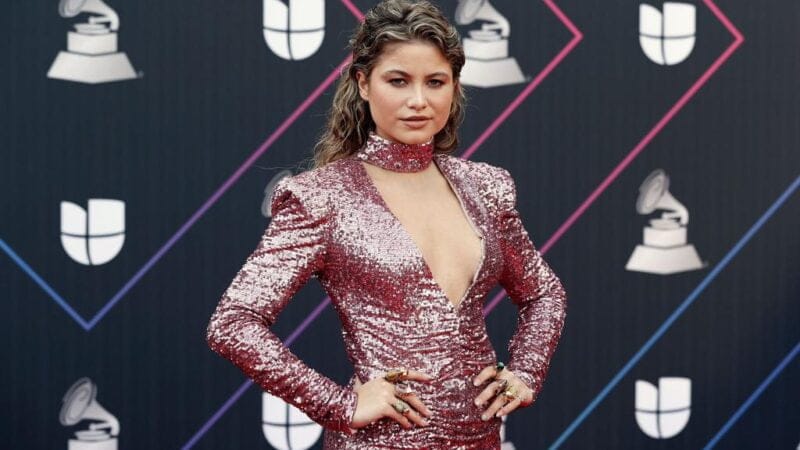 Sofia Reyes brilla en los Premios GRAMMY Latinos