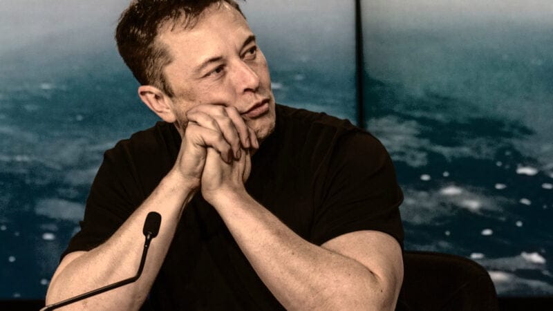 Elon Musk vende acciones de Tesla por valor de 1.020 millones de dólares