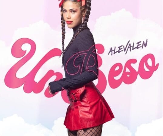 El tema “Un beso” de Alevalen ¡Llegó al primer lugar de la cartelera musical!