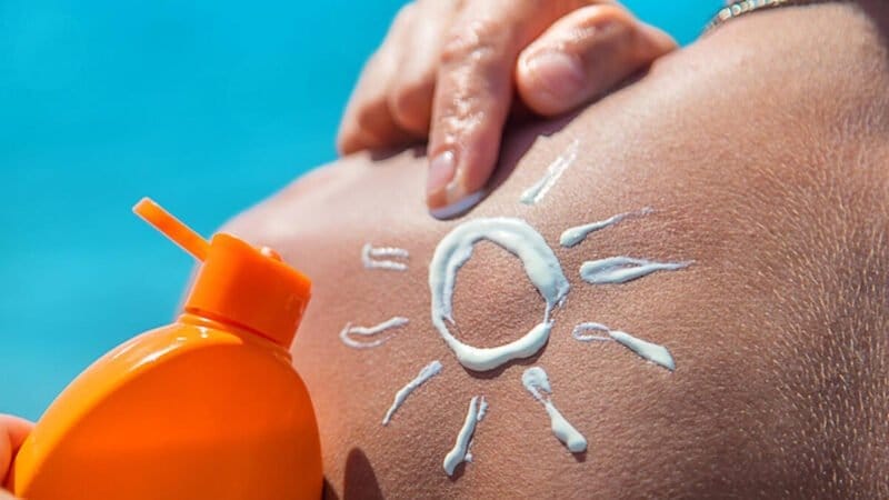 Sepa cómo escoger y usar protectores solares