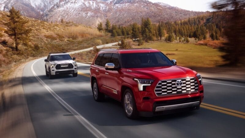 Toyota vive la leyenda en la campaña de la nueva Sequoia 2023