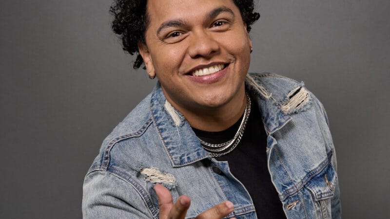 Damian es invitado especial en nuevo álbum navideño y en el concierto más reciente e Carlos Vives en Miami
