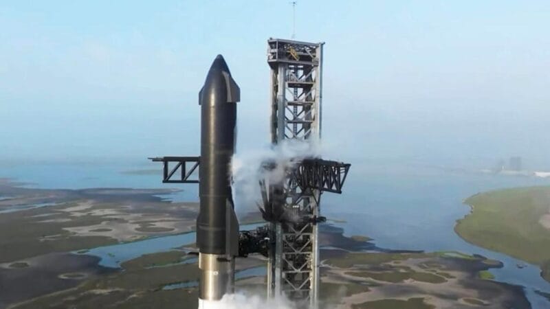 Explota en el aire el cohete Starship, de SpaceX, poco después de despegar