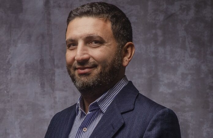 Eduardo Basagaña se perfila como uno de los empresarios de la música más importantes del momento con EB Producciones y +VIVO