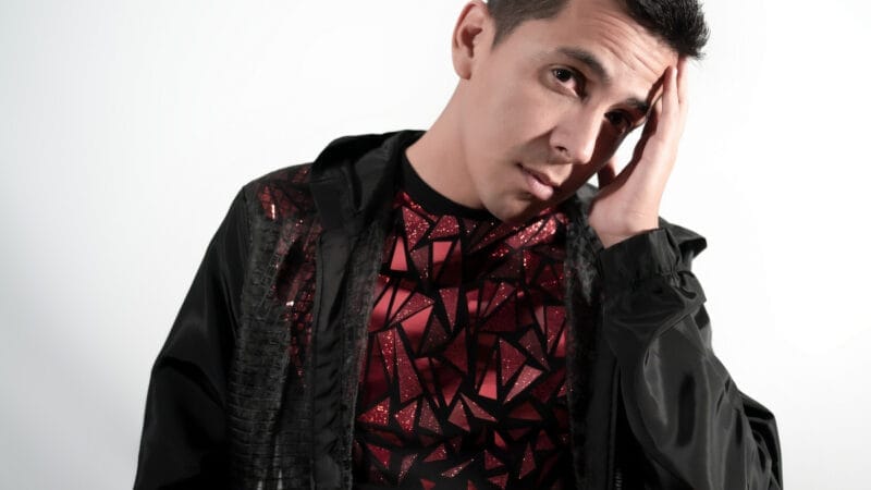 Nestor Fly: Preparándose para lanzar su versión de “La Ventanita” de Mickey Taveras y revelando sus inspiraciones musicales