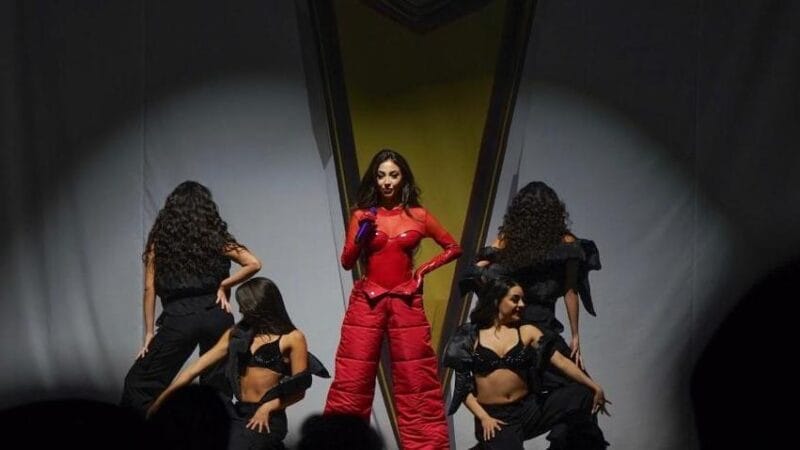 MAR brilla como invitada especial en la gira de Gloria Trevi en el Payne Arena de Hidalgo, Texas