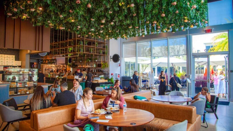 Shoma Bazaar celebra el Día Bisiesto con una gran fiesta y una clase magistral de coctelería