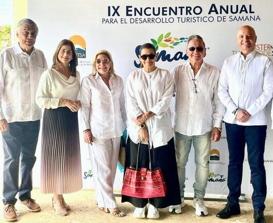 Ricardo Montaner presenta el proyecto educativo Escuela de Bayacú en Dominicana