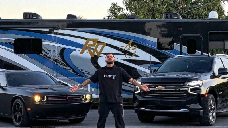 Robert Nava, el comediante y empresario de éxito que revolucionó las redes al rifar un Lamborghini
