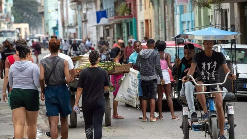 Demógrafo Juan Carlos Albizu-Campos: “Cuba se acerca a la implosión”
