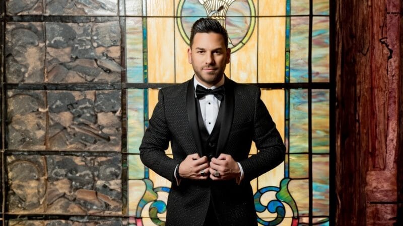 “El Adiós de una Leyenda”: Javi Moran en la gira de despedida de Leo Dan