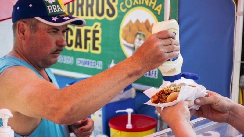 El futuro del trabajo: El fin del horario tradicional de 9 a 5 según el fundador de LinkedIn