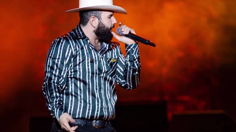 Carín León cierra un año histórico con Sold Out en el Estadio GNP Seguros