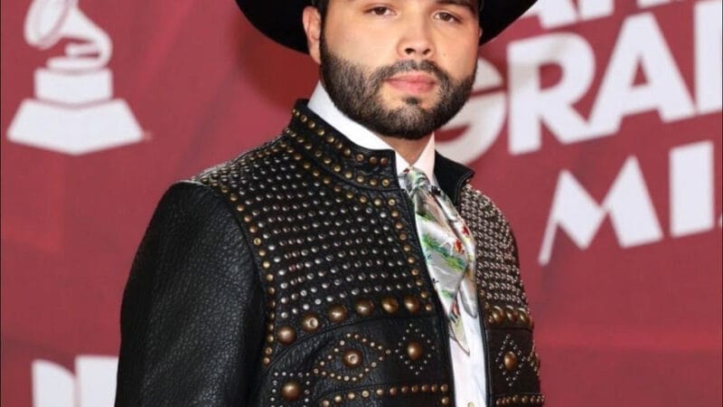 Leonardo Aguilar: El talento joven que brilla en la música regional mexicana