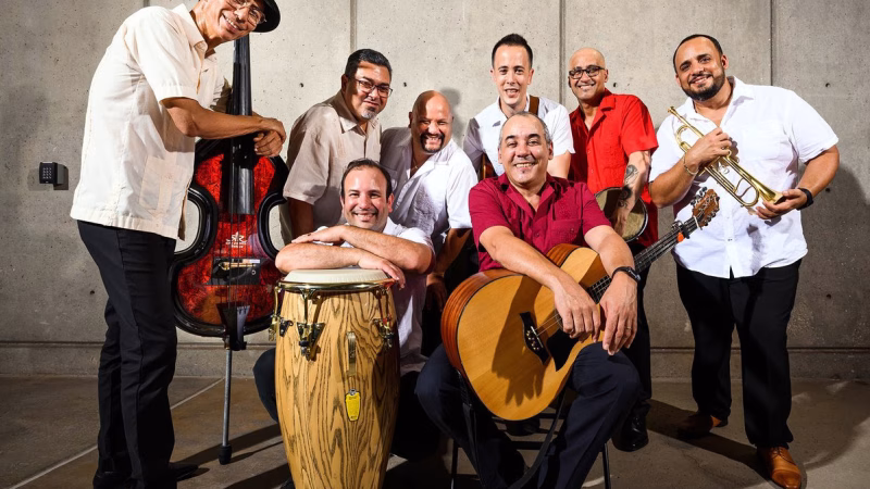 Kiki Valera, el estudioso del son cubano, nominado al Grammy® 2025