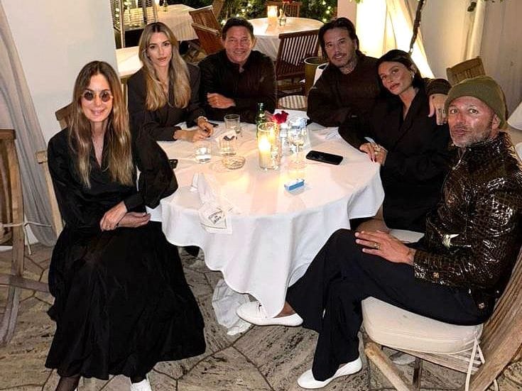 Jordan Belfort, Christina Invernizzi, Sebastián Ortega, Valentina Zenere,  Lucrecia Gamundi y Gaby Álvarez en Miami