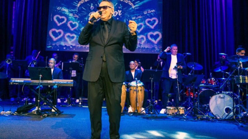 El ícono de la salsa Tito Nieves inicia su Gira 50 Años en EE.UU. con shows agotados en Chicago y Nueva Jersey