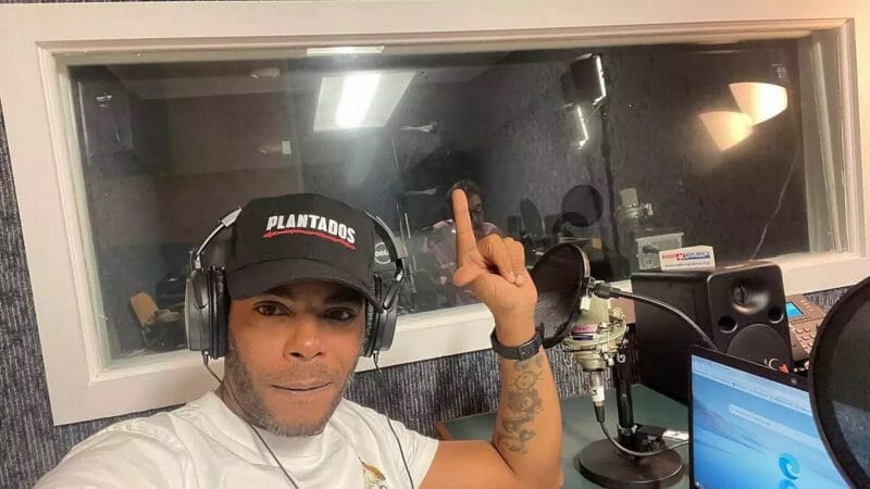 Opositor y músico cubano El Funky podría ser deportado en 30 días