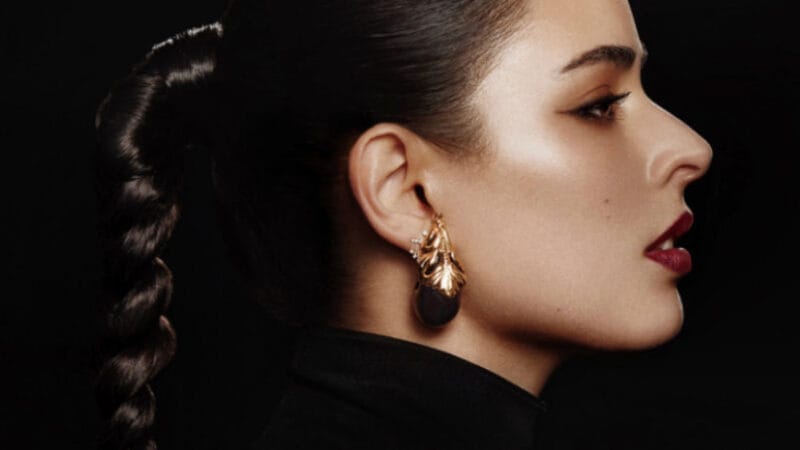 Karina Sofía lanza su álbum debut “La Reina del Cañón”: Un himno de resiliencia producido por Santaolalla