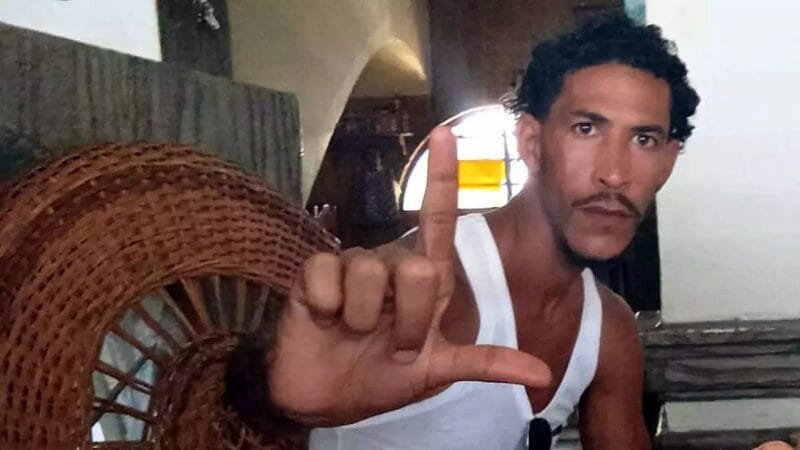 Activista cubano Ángel Cuza vuelve a prisión: lo acusan por llevar un casquillo de bala como amuleto