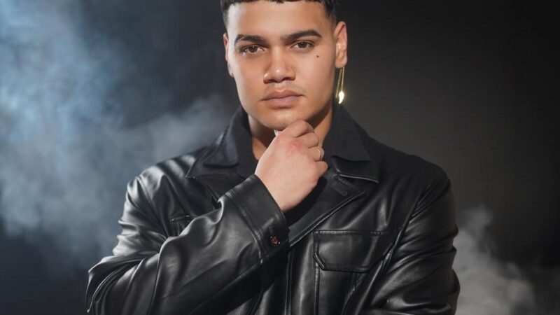 El cubano Tito Haute deslumbra en la Semana de la Moda de París con su primera colección de joyas