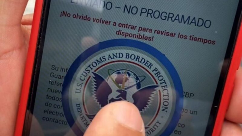 El gobierno de EE. UU. eleva a 3,000 dólares el incentivo por autodeportación